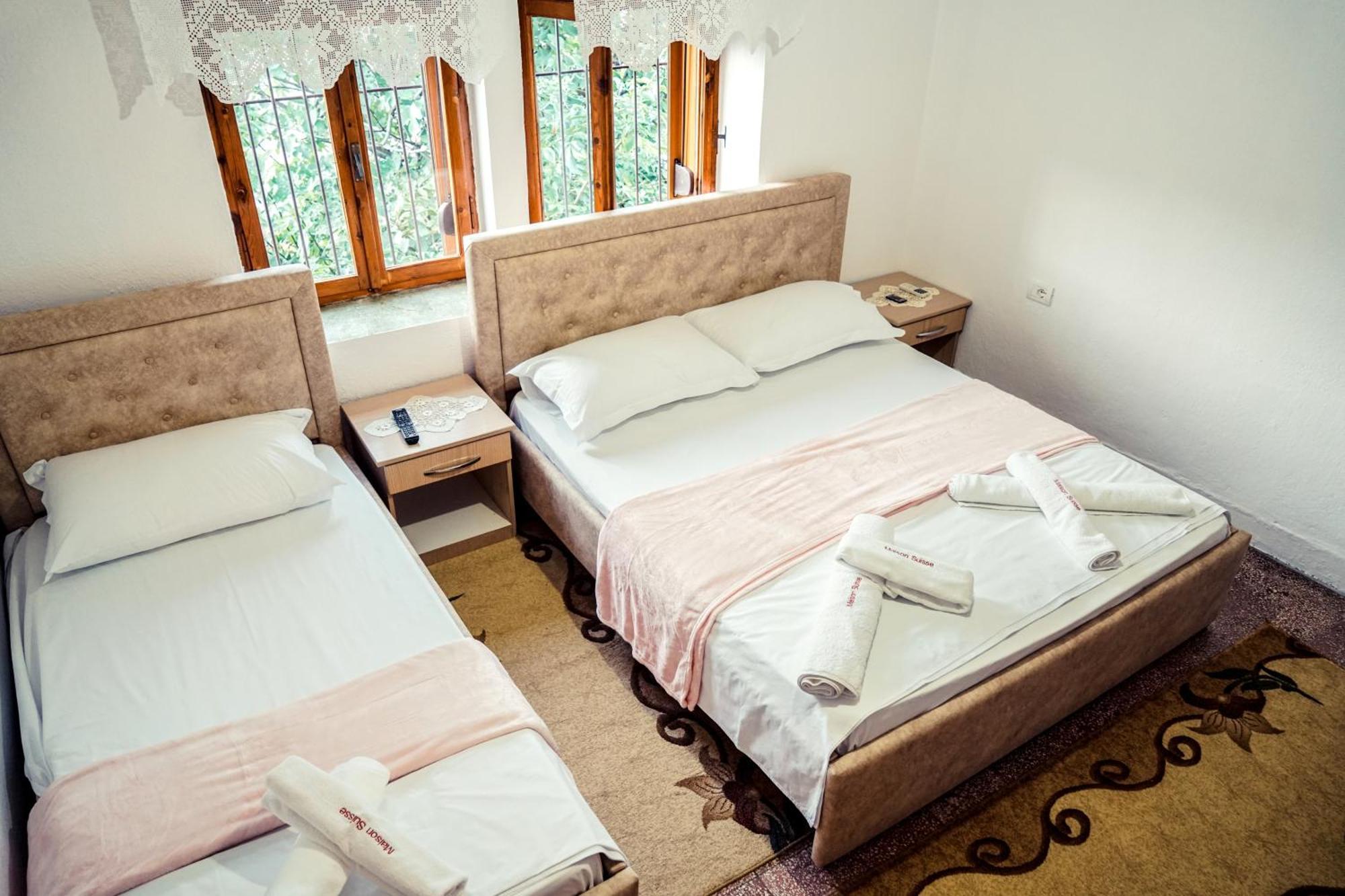 Gjirokastër Guesthouse Arber מראה חיצוני תמונה