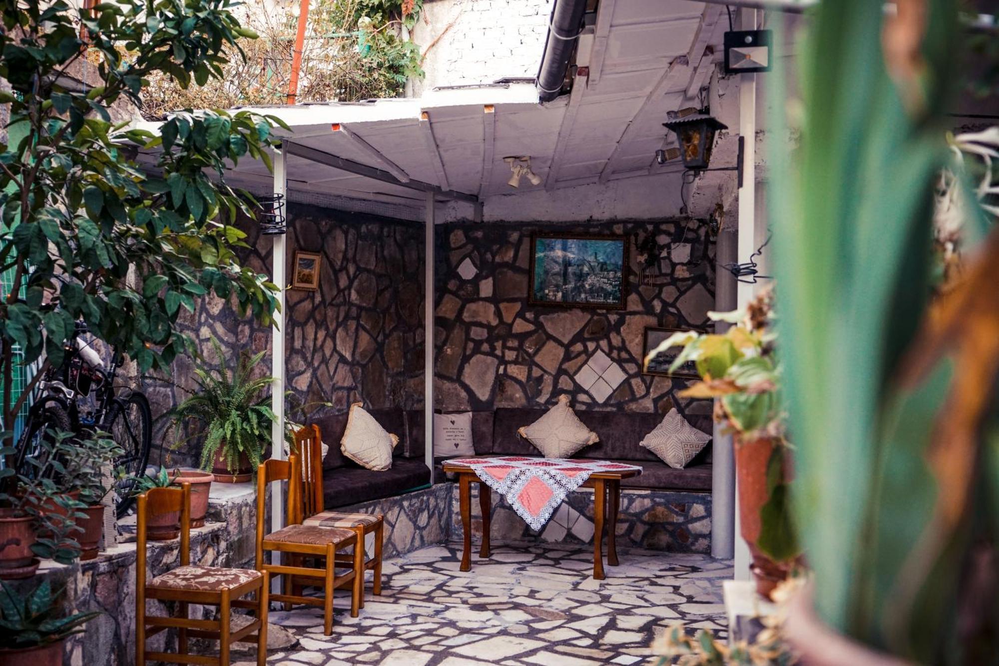 Gjirokastër Guesthouse Arber מראה חיצוני תמונה