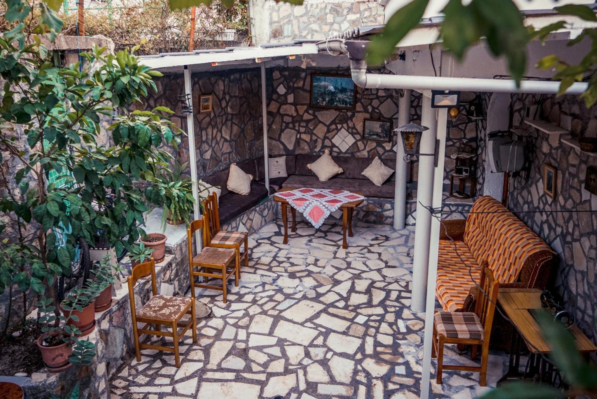 Gjirokastër Guesthouse Arber מראה חיצוני תמונה
