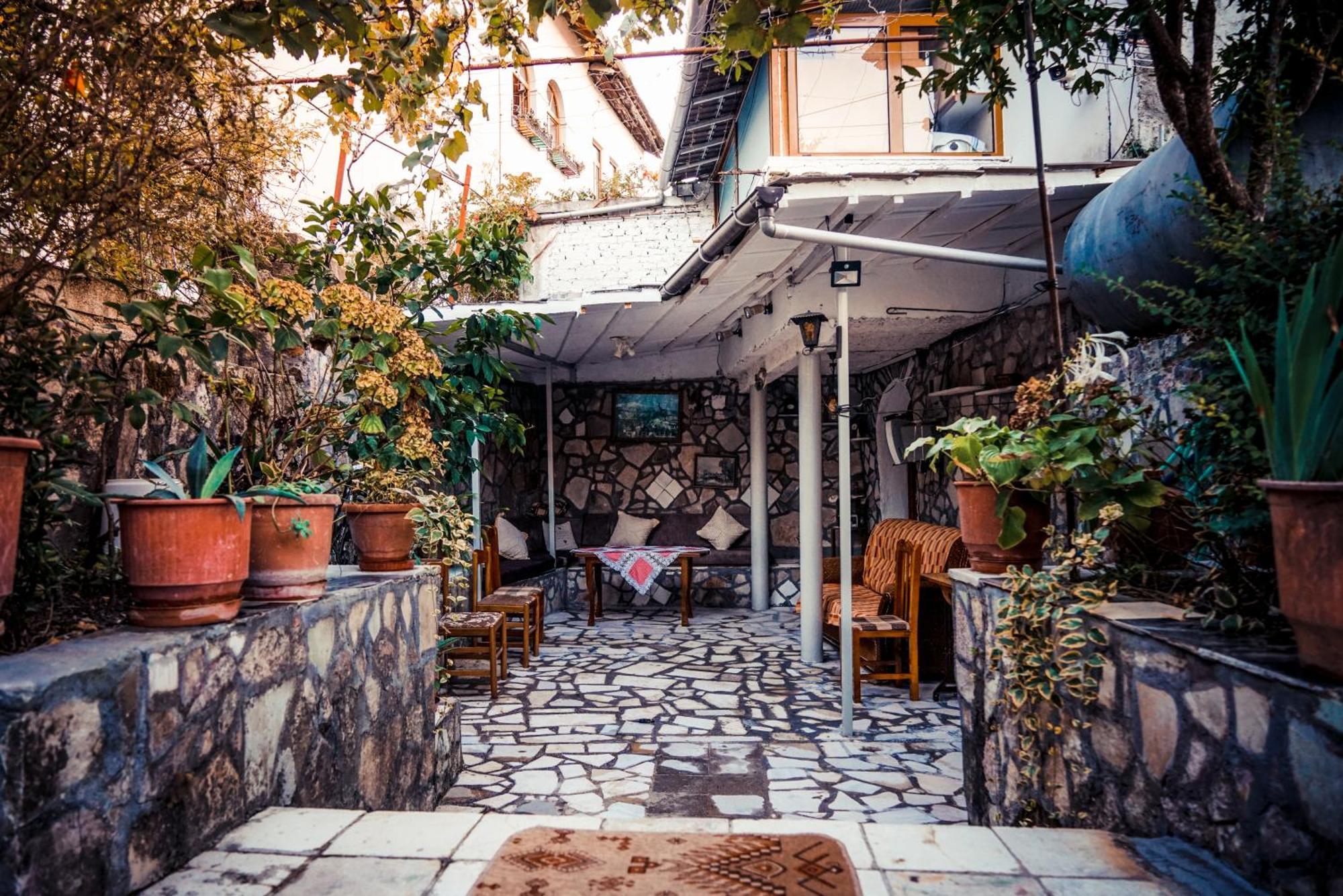 Gjirokastër Guesthouse Arber מראה חיצוני תמונה